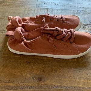 size 9 1/2 sneakers 3 pairs. pink, cheetah print in black and gray andgray